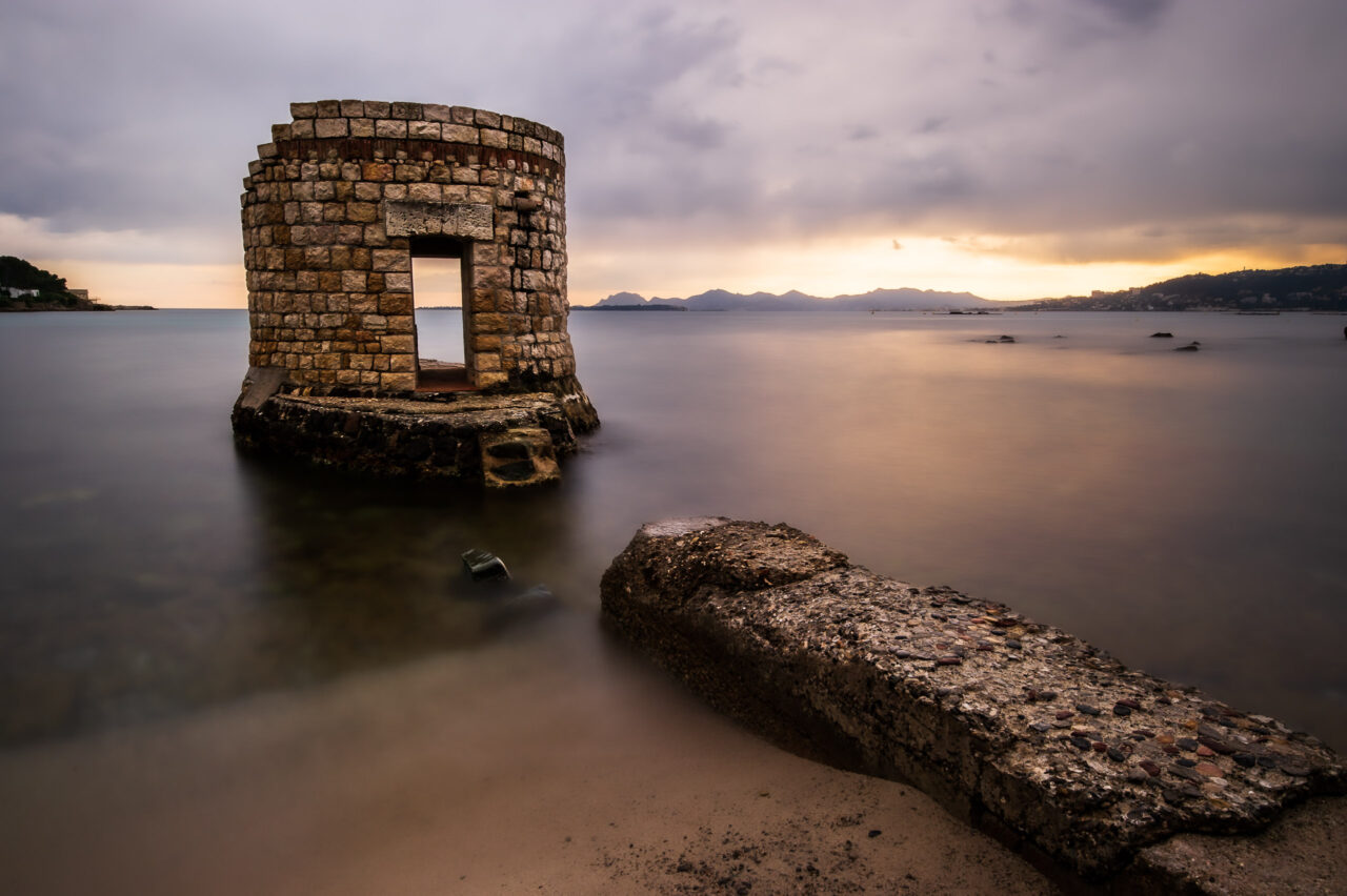 Copyright © Jean-Michel Laurenti. All Rights Reserved.